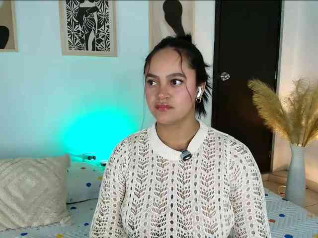 victoria-hairy