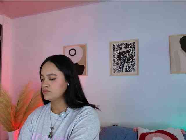 victoria-hairy webcam