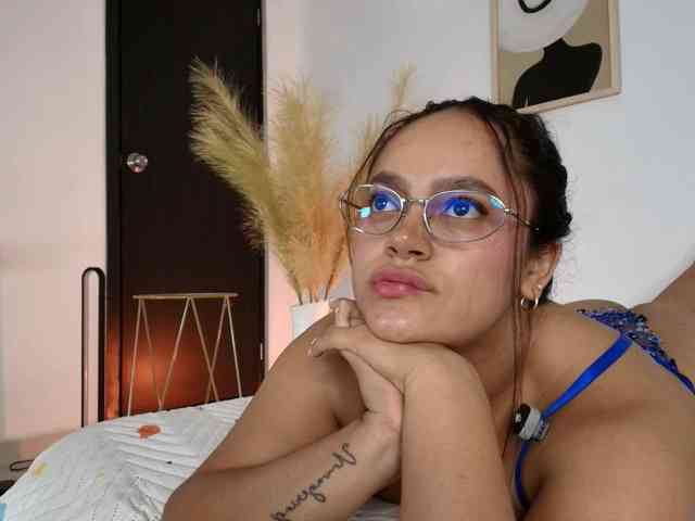 victoria-hairy