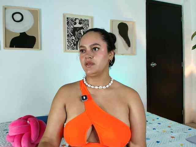 victoria-hairy webcam