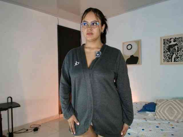 victoria-hairy