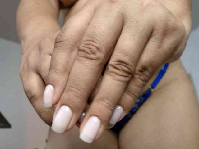 victoria-hairy webcam