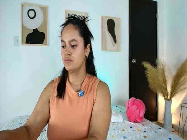victoria-hairy