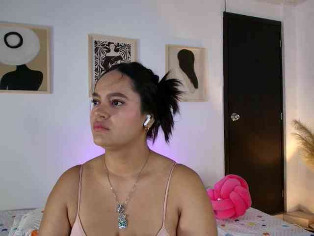 victoria-hairy