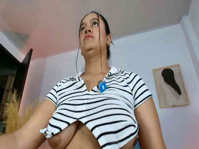victoria-hairy webcam