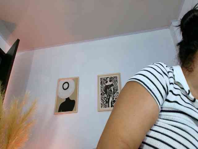 victoria-hairy webcam