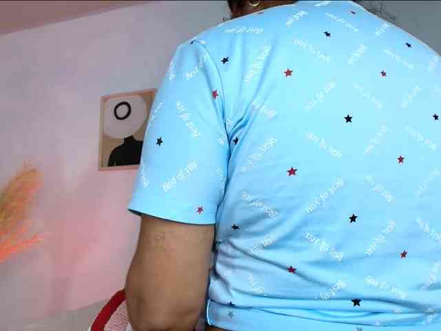 victoria-hairy webcam
