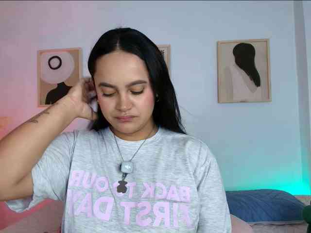 victoria-hairy webcam