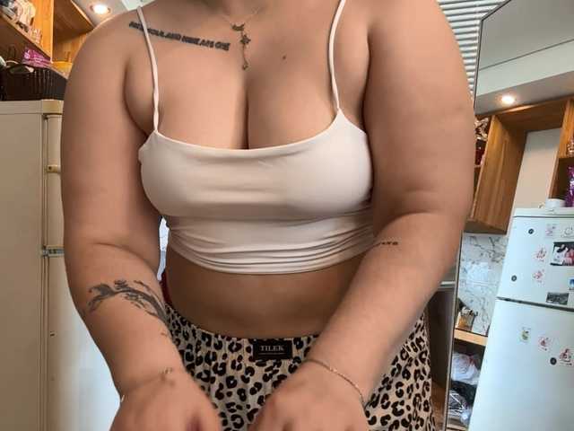 StephaniBrauchla live cam on BongaCams