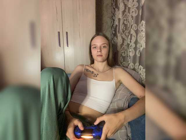 ALEX-STILL webcam