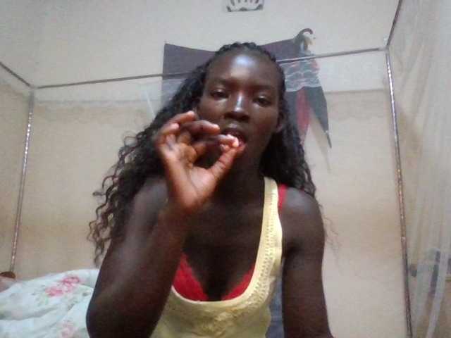KiaraLush live cam on BongaCams