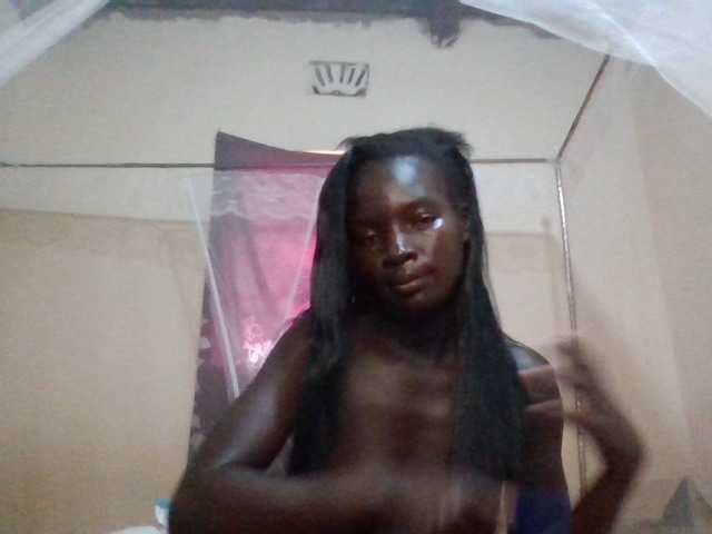 KiaraLush live cam preview