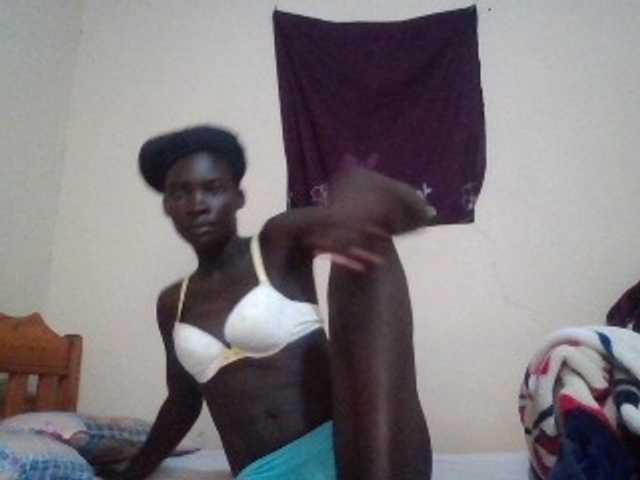 KiaraLush live cam on BongaCams