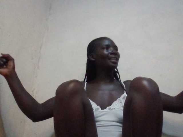 KiaraLush live cam on BongaCams