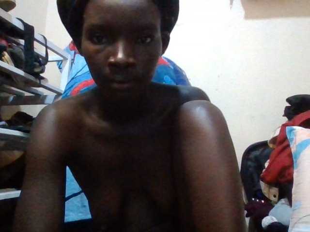 KiaraLush live cam on BongaCams