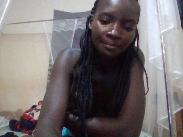 KiaraLush live cam on BongaCams