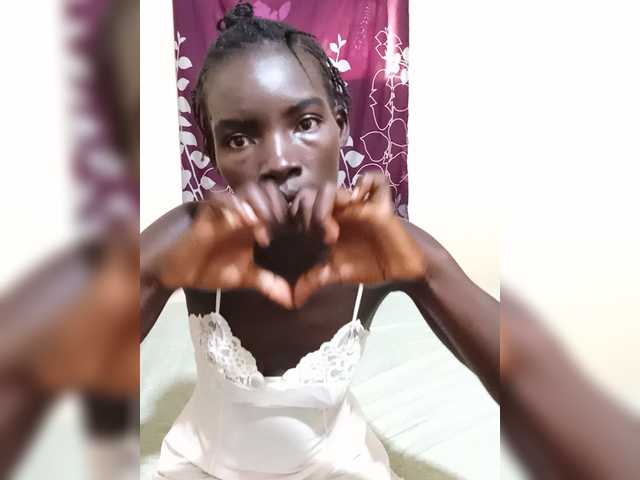 KiaraLush live cam on BongaCams
