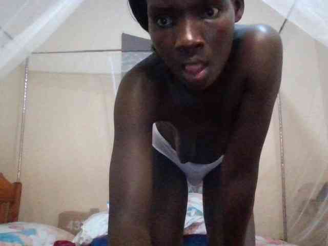 KiaraLush webcam