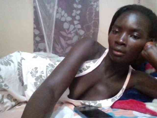 KiaraLush webcam