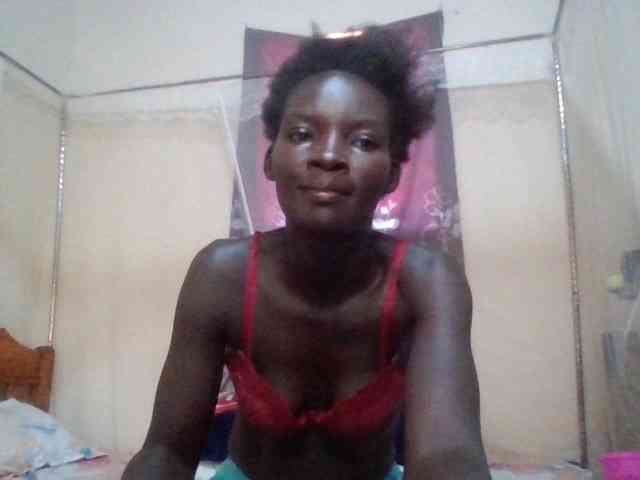 KiaraLush webcam