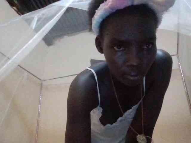 KiaraLush webcam