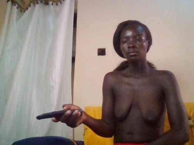 KiaraLush webcam