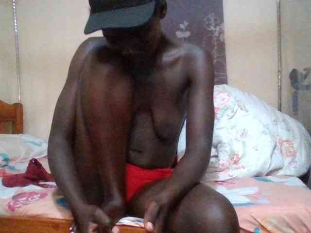 KiaraLush webcam