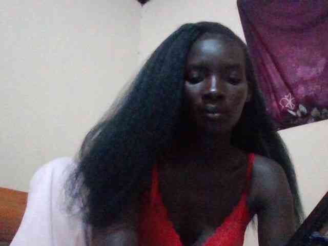 KiaraLush webcam