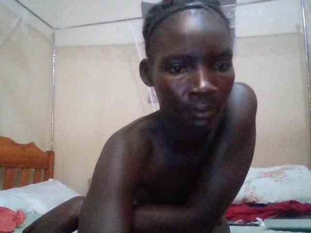 KiaraLush webcam