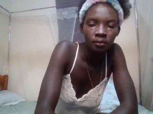 KiaraLush webcam