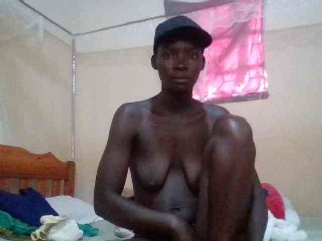 KiaraLush webcam
