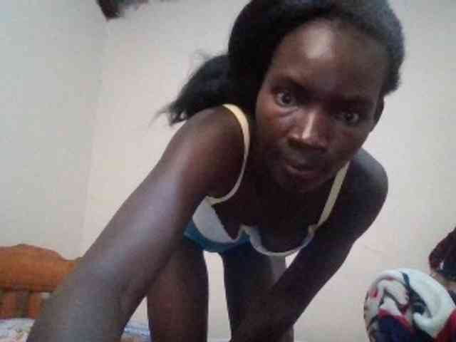 KiaraLush webcam