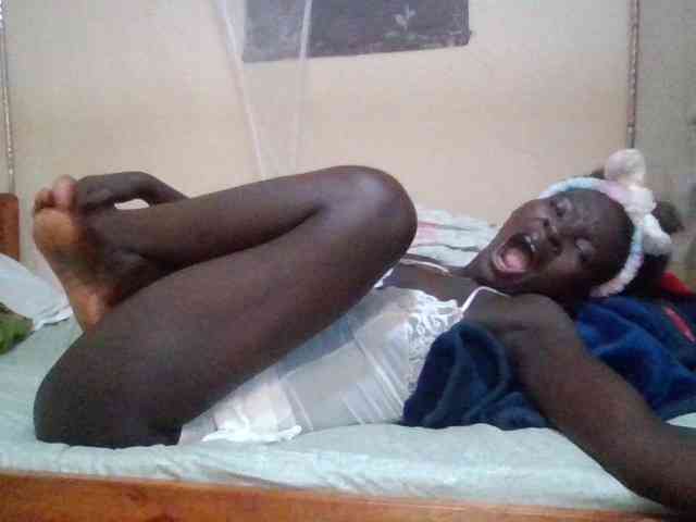 KiaraLush webcam