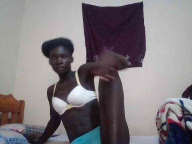 KiaraLush webcam