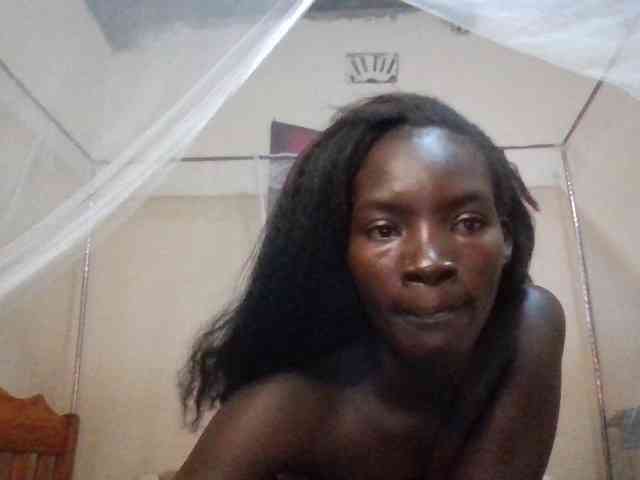 KiaraLush webcam