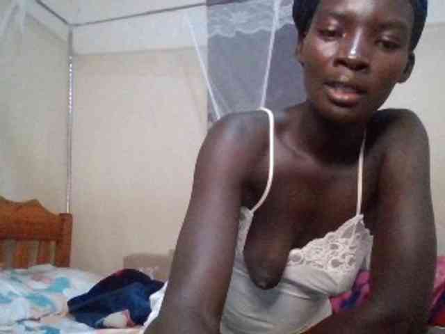 KiaraLush webcam