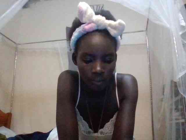 KiaraLush webcam