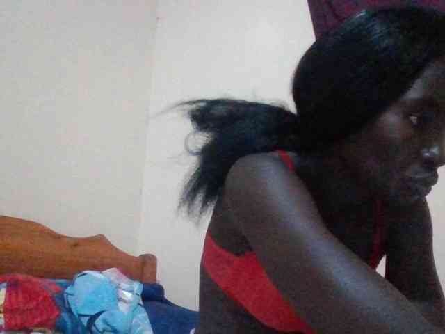 KiaraLush webcam