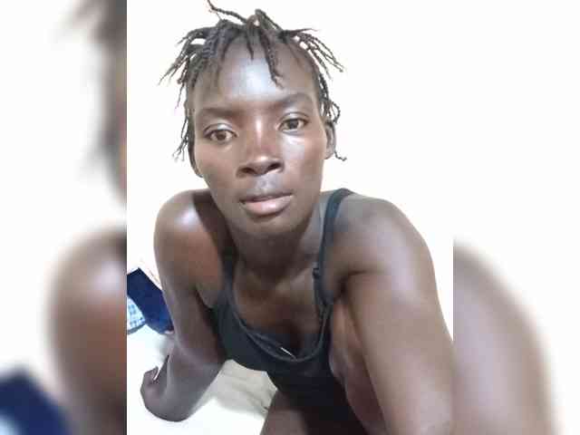 KiaraLush webcam
