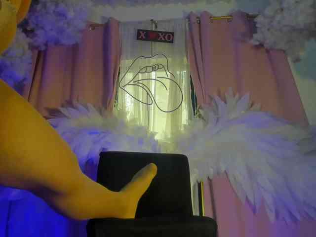 oliver-kin Live Webcam on BongaCams