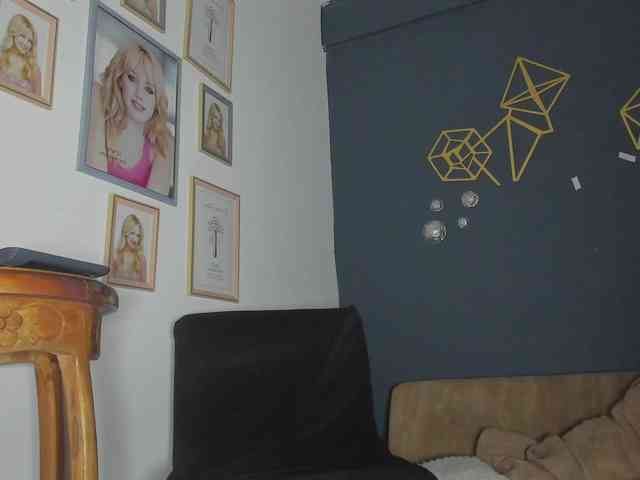 oliver-kin Live Webcam on BongaCams