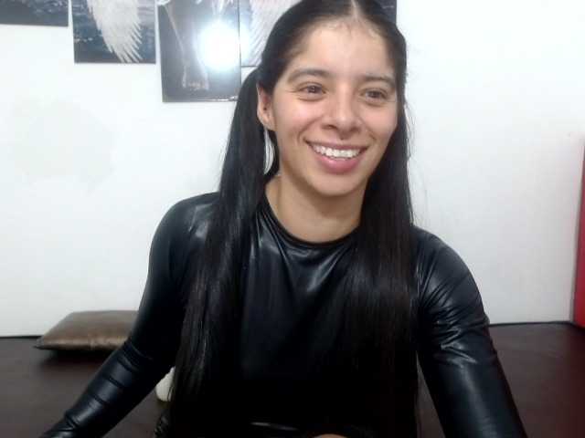 candysexth live cam on BongaCams