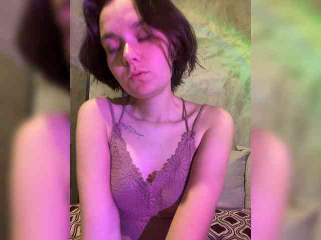 Modelo: SashaTeller