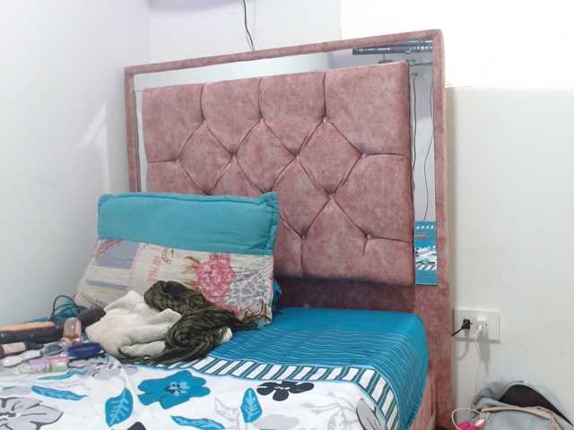rose-bukaters, en vivo ahora en BongaCams