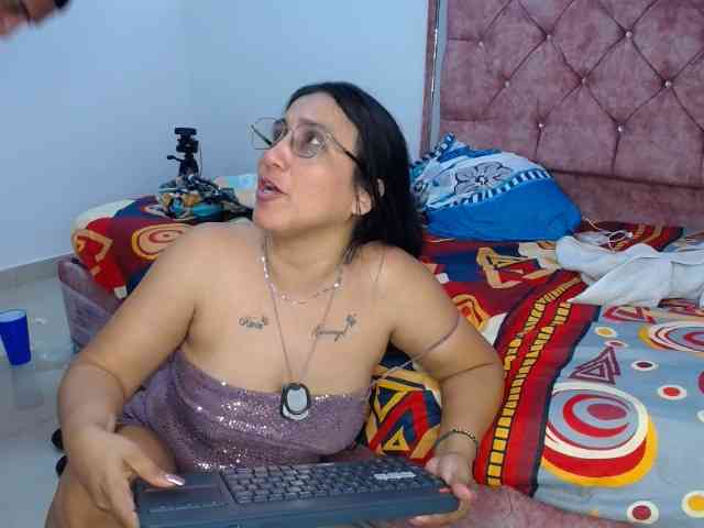rose-bukaters webcam