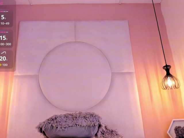 Sara-Foxy live cam preview