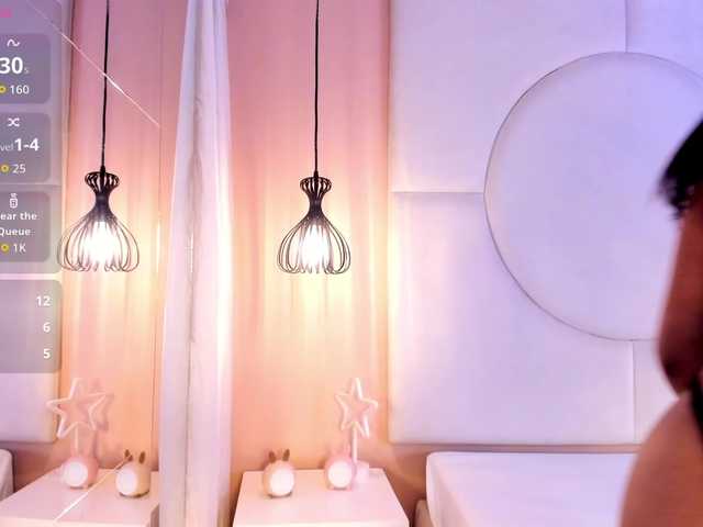 Sara-Foxy live cam on BongaCams