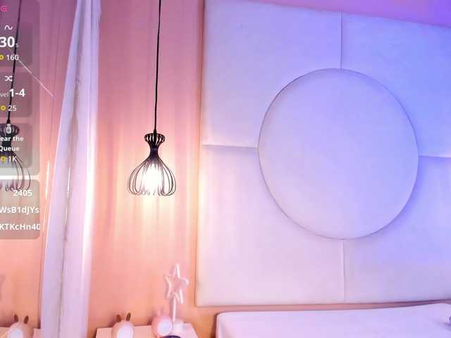 Sara-Foxy live cam on BongaCams