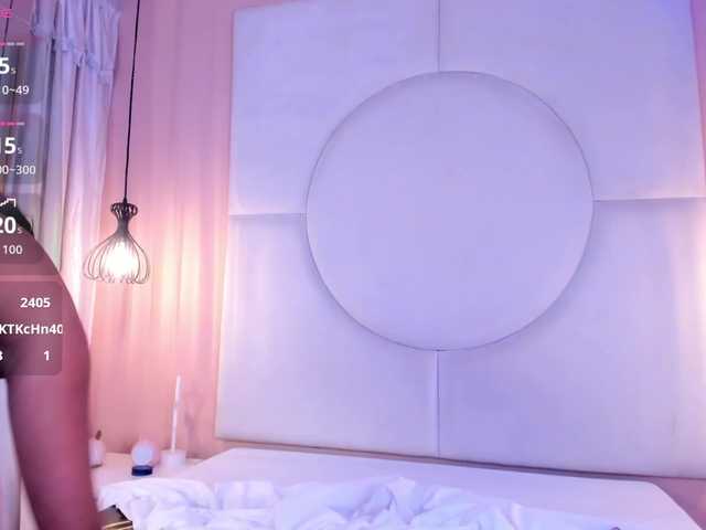 Sara-Foxy live cam on BongaCams