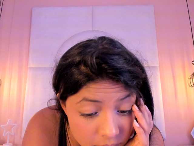 Sara-Foxy live cam on BongaCams